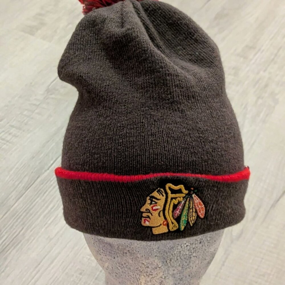 Chicago Blackhawks NHL Cuffed Knit Stocking Winter Beanie Hat Cap '47